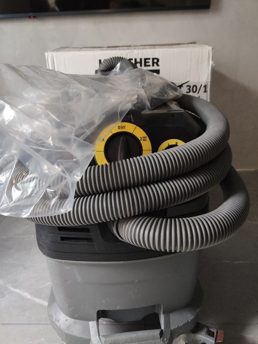 Будівельний пилосос з автоочисткою Karcher NT 30/1