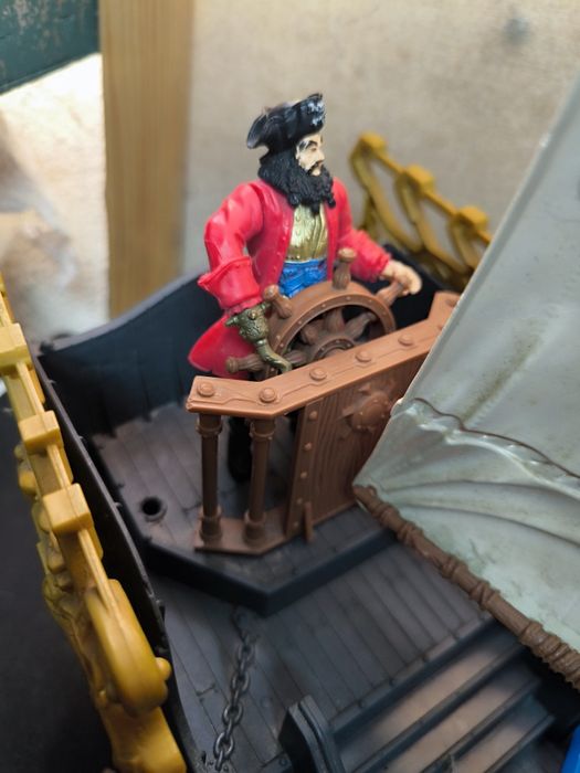 Navio Pirata Playmobil - Brinquedo