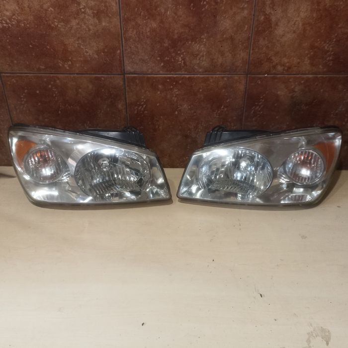 Кіа  церато 04-06 фара  L R kia cerato