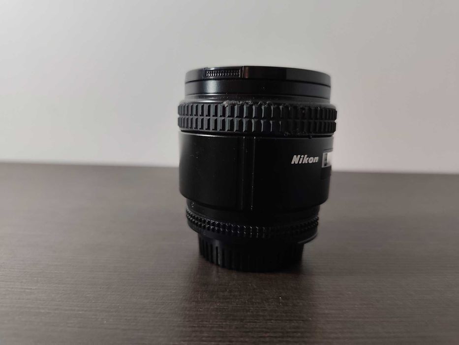 Nikon AF 85mm f/1.8 filtr gratis