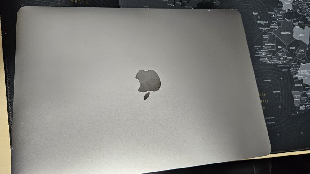 Macbook Pro 13 2020 i7