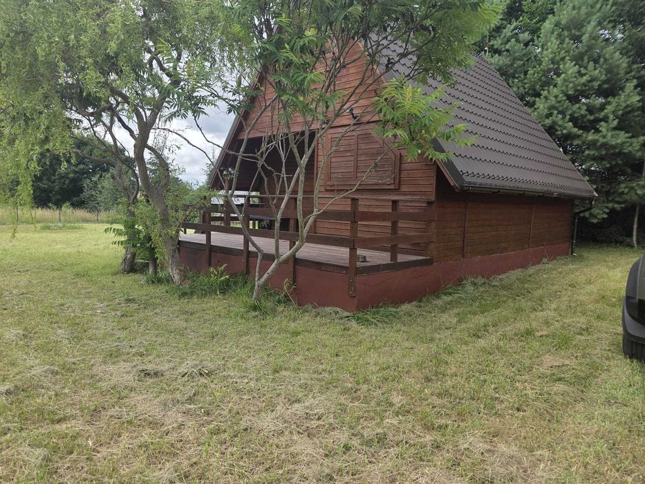 Domek nad jeziorem Ublik w cichej pięknej okolicy