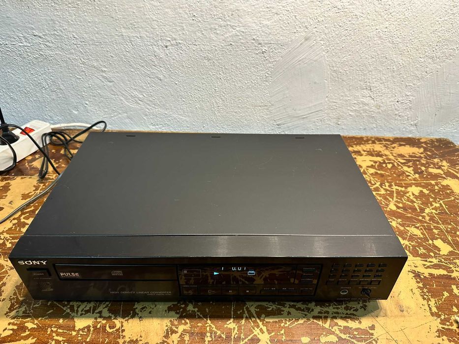 Odtwarzacz CD Sony CDP 295