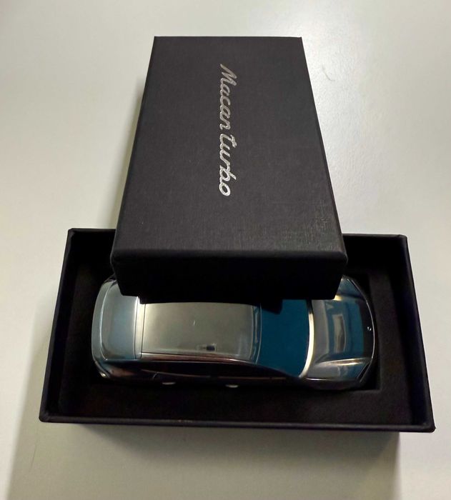 Pisa-papéis da Porsche