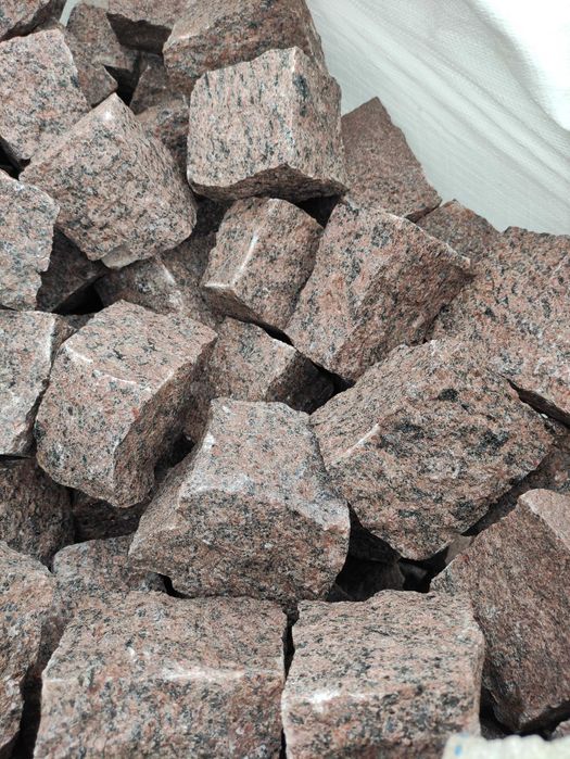 Kostka granitowa czerwona VANGA 8/11 cm, kamień do ogrodu