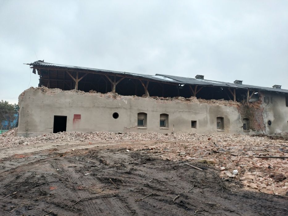 Usługi koparką, pracę ziemne, wykopy, wyburzenia