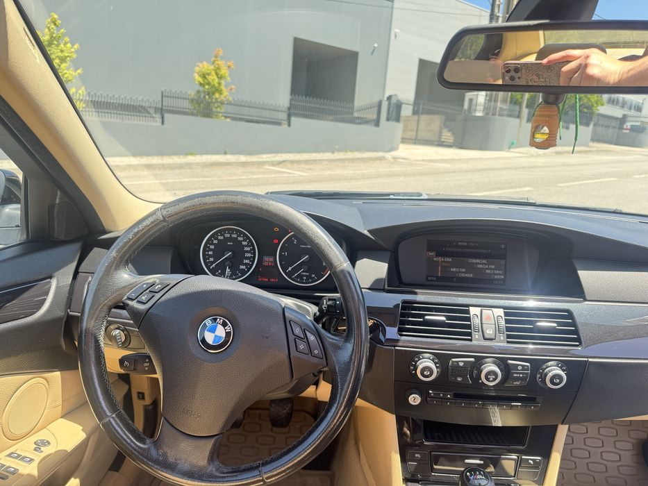 BMW 520D - 5 portas
