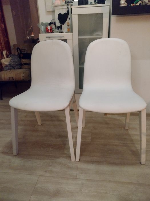 Krzesła BRW białe