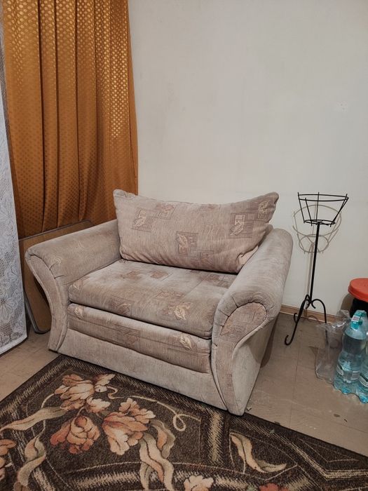 Sofa oddam za darmo