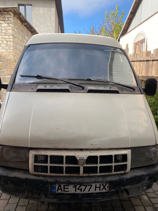 Машина работает и без всяких проблем,по ходовке все нормально,есть нюансы по кузову.
Торг есть 
Продажа по тех,есть связь с владельцем