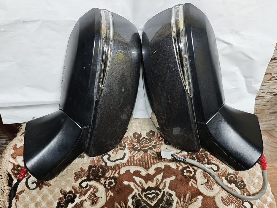 Зеркало ліве Toyota RAV-4 19-24р 8 пінів