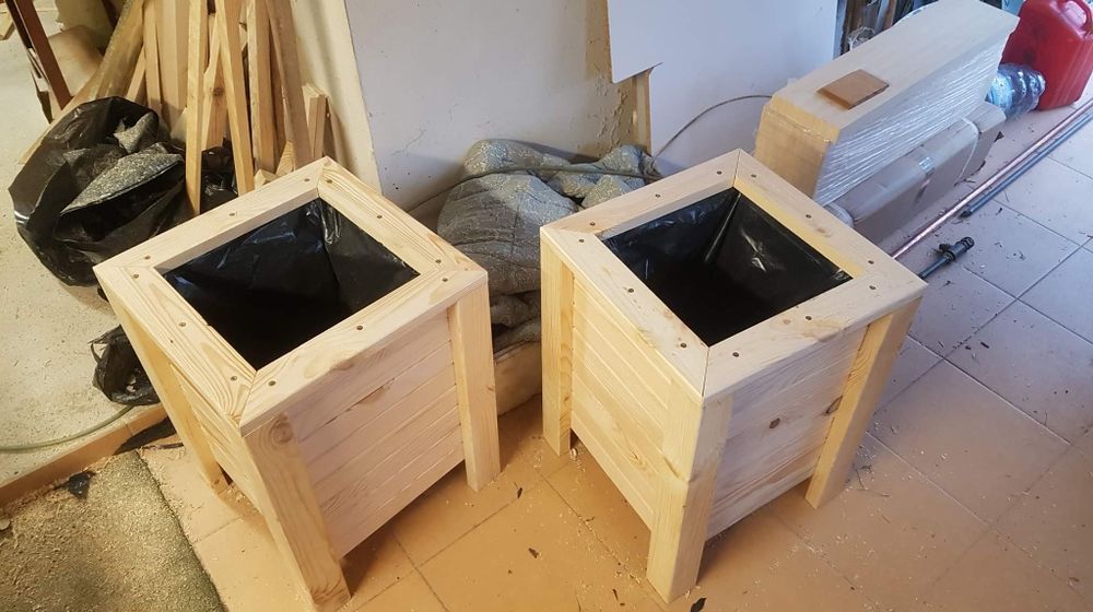 Donice drewniane itp.