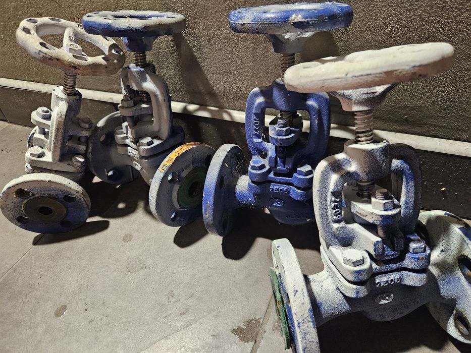 Zawór zaporowy kołnierzowy ZETKAMA   - 4 szt. cena za całość