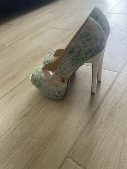Buty na platformie