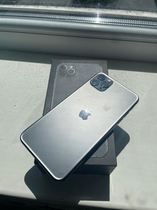 Продам IPhone 11 PRO MAX