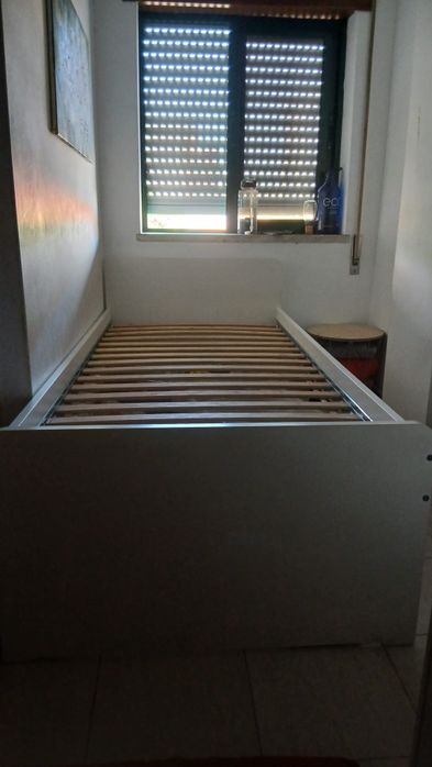 Cama de solteiro