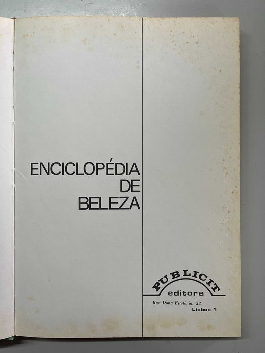 Livros Enciclopédia da Mulher "Beleza" e "Mosaico de Ideias"