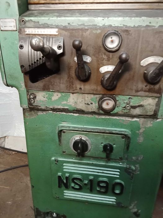torno mecãnico em bom estado