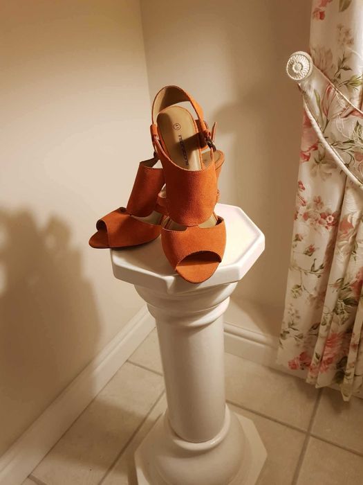 Buty damskie zamszowe rozmiar 41