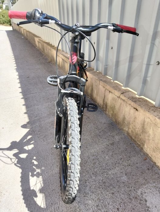 Bicicleta em bom estado-roda 20