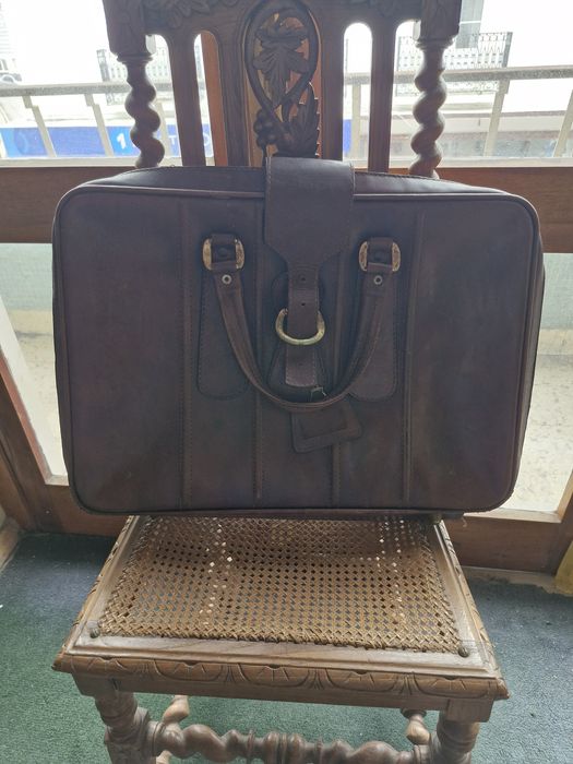 Mala de viagem em pele