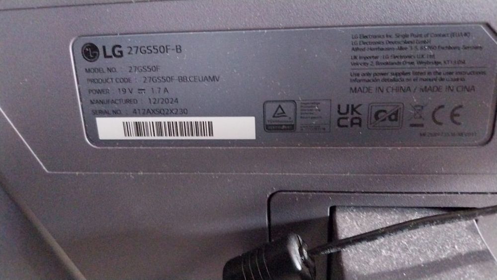 Monitor LG 27" 180hz HDR10 1MS em óptimo estado -  27gs50f-b