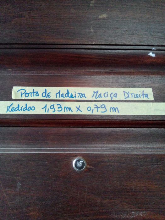 Porta Antiga de Madeira Maciça