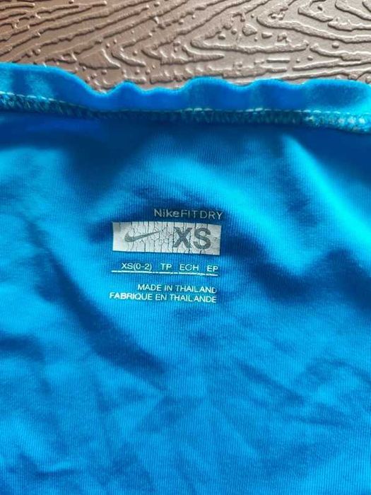 189 Niebieska bluzka termiczna rozmiar XS