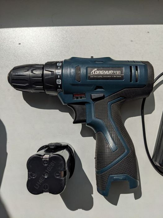 Шуруповёрт аккумуляторный 16.8V