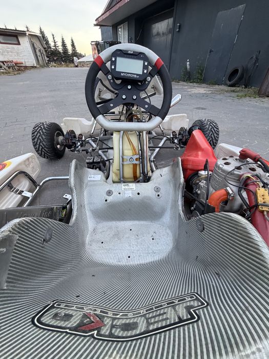 Kart Republic KR 175 cm 3