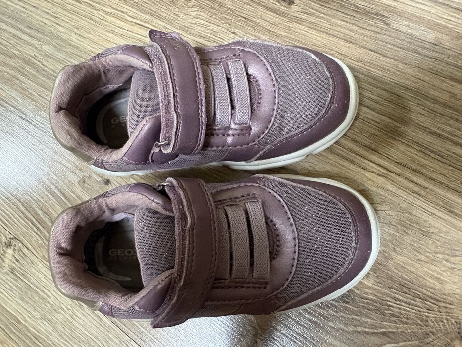 Кросівки 25 розмір оригінал