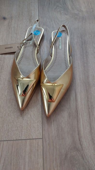 Buty płaskie złote