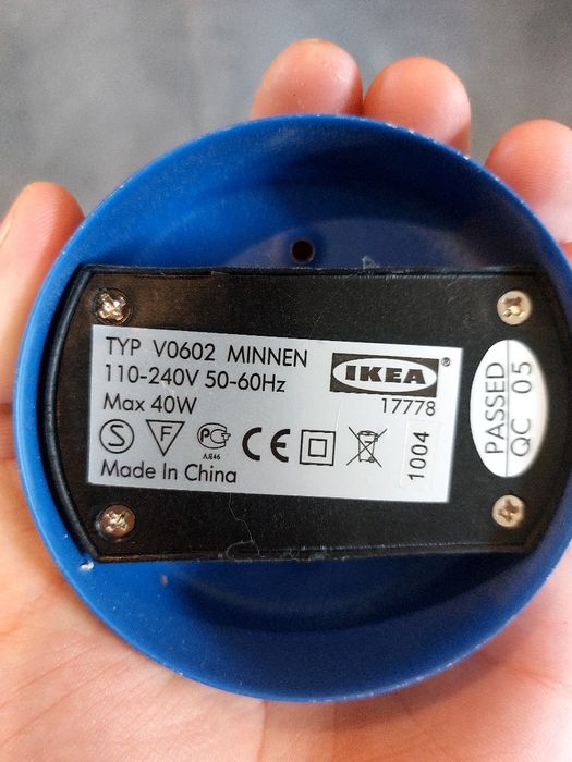 Lampka nocna na ściane, niebieska