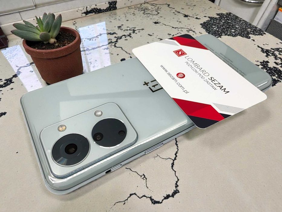 Telefon One PLUS  2T 5G z pamięcią 8/128GB Lombard Gorzów