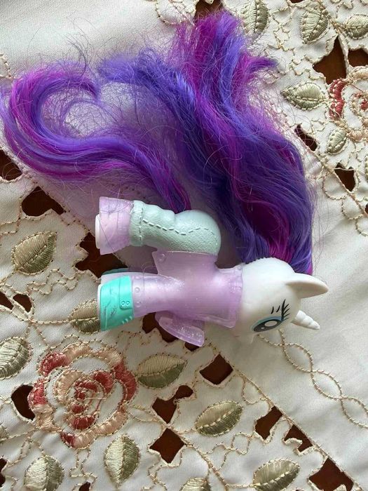 Поні Раріті My Little Pony, Hasbro