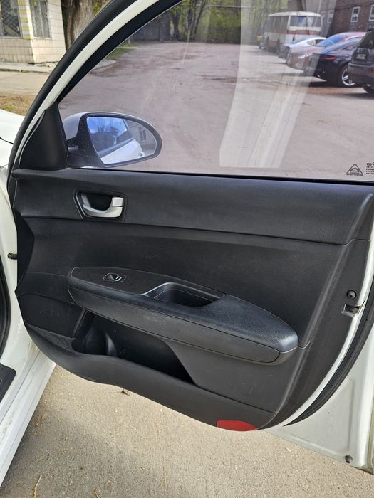 Kia    K5    2016