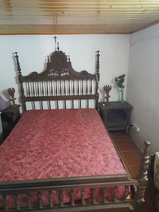 Quarto completo ,cama de casal completa