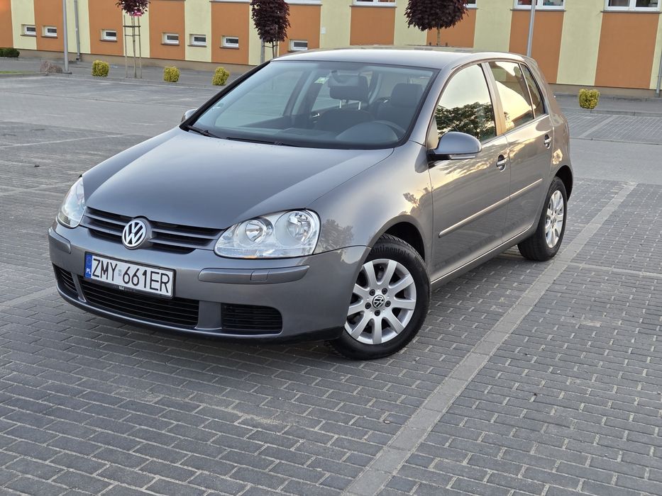 Volkswagen Golf V 5 2005r 1.4 Mpi Klima isofix  zarej. w  PL