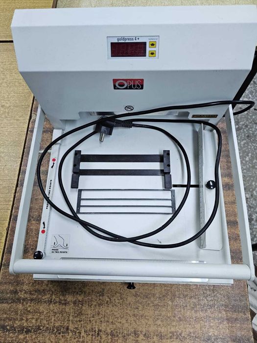 złociarka introligatorska