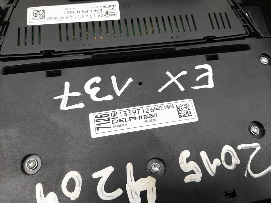 Comando / botão / interruptor multifunções OPEL Astra J