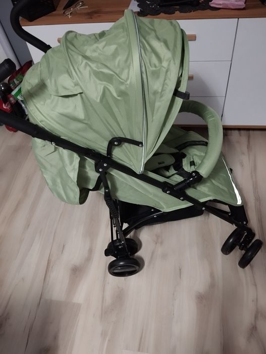 Wózek spacerowy parasolka