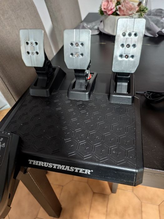 Trustmaster t248 volante pedais + shifter