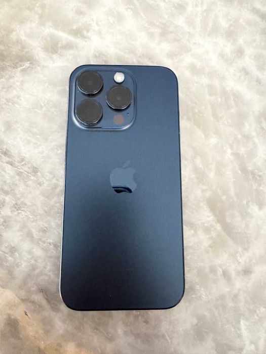 Apple iPhone 15 Pro 256GB Titanium Blue