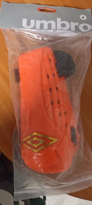 Наколенники детские новые!!!