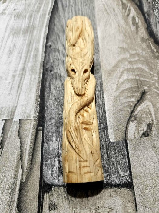 Rzeźba słowiańska figurka Leszy boruta dziad borowy Weles ozdoba