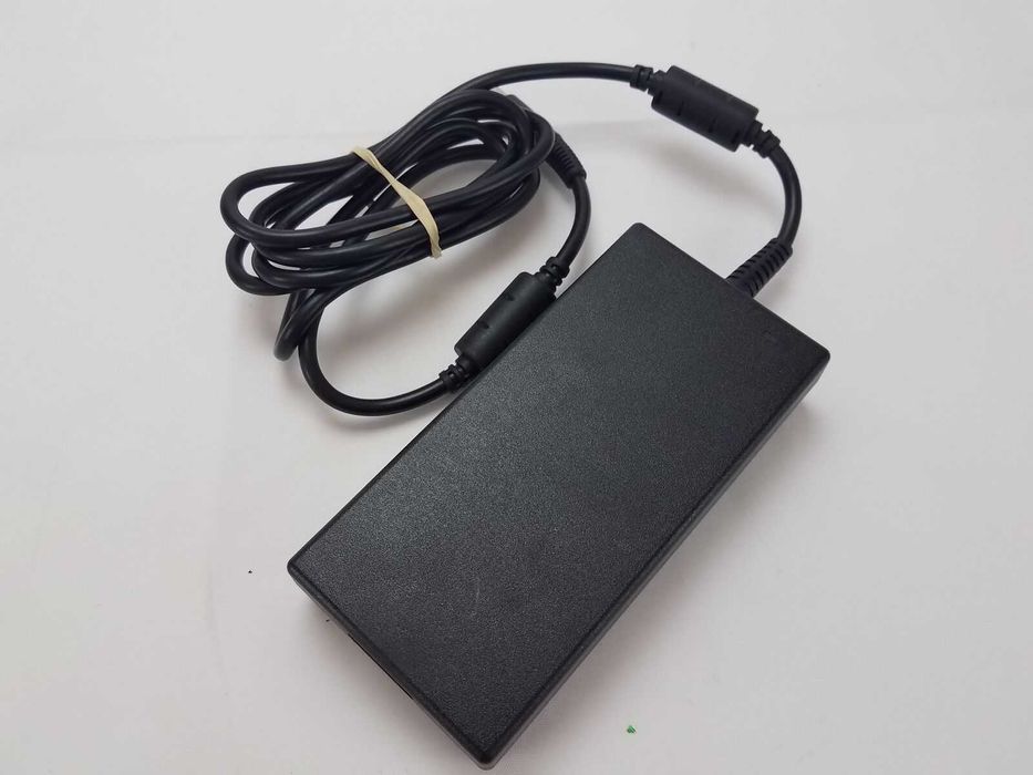 Carregador original Dell 180w - 19,5v x 9,23a - Como novo.