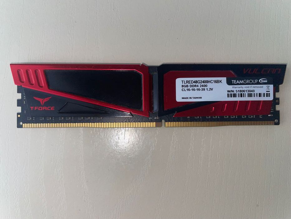памʼять оперативна (tforce vulcan ddr4 2400 8 GB)
