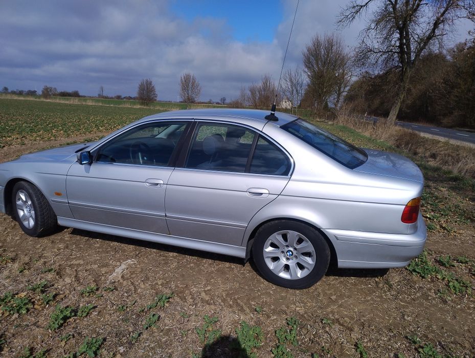 BMW E39 titansilber 530d