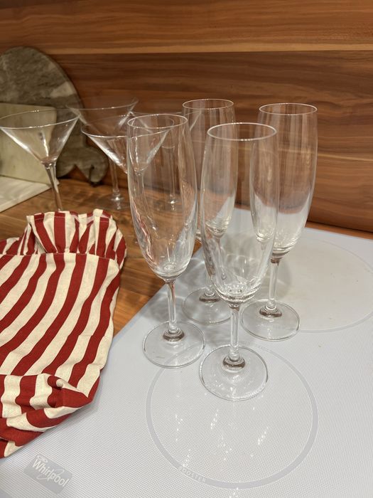 Kieliszki szampanówki Ikea