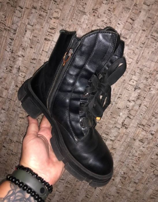 Продам, шкіряні чоботи